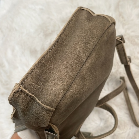 Hammitt Hunter Pewter Mini Backpack Stone Colored Soft Leather Lightweight - Picture 8 of 10